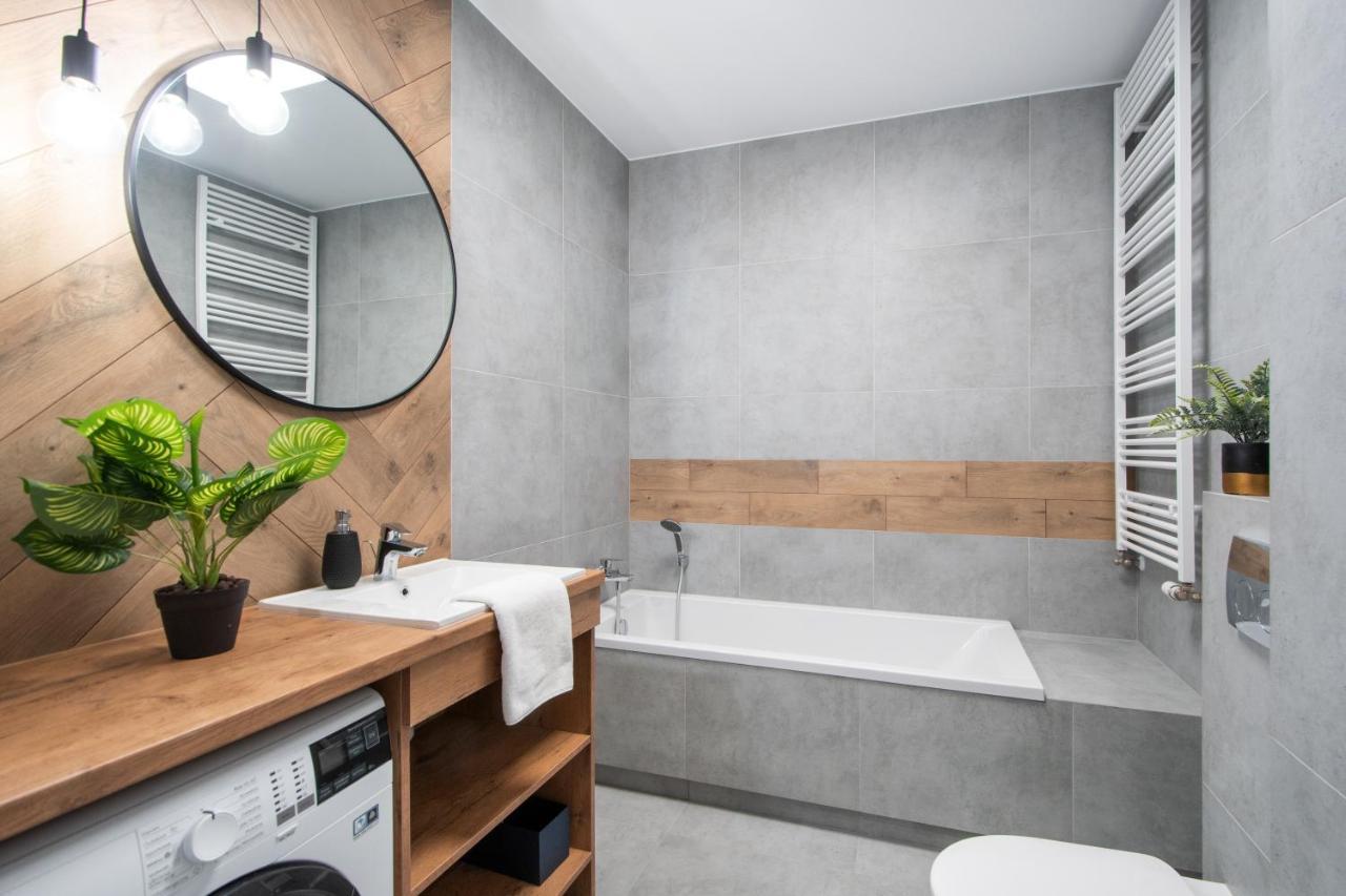 Ferienwohnung Warsaw Inside Airport & Business Premium Exterior foto